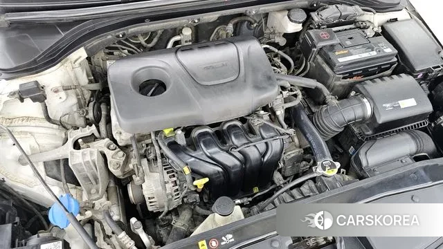 Hyundai Avante AD id 3429380 из Кореи 16