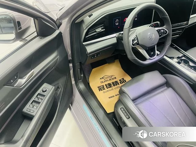 Volkswagen Passat id 4263418 из Китая 16