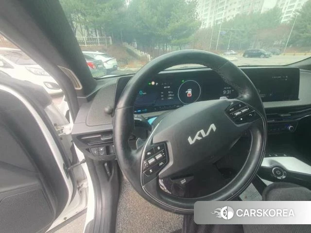 Kia EV6 2023 Белый из Кореи, фото 6