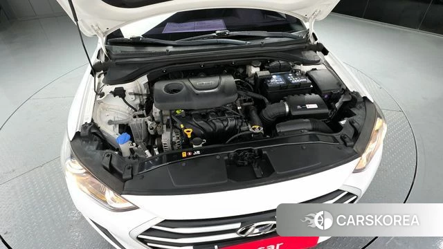 Hyundai Avante AD id 3834949 из Кореи 16