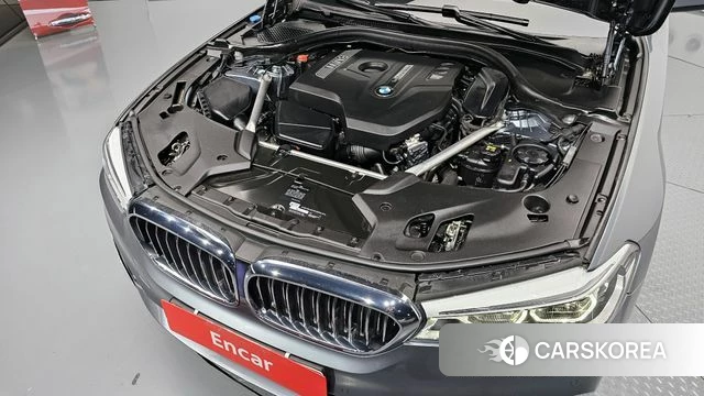 BMW 5 Series (G30) id 4310968 из Кореи 27
