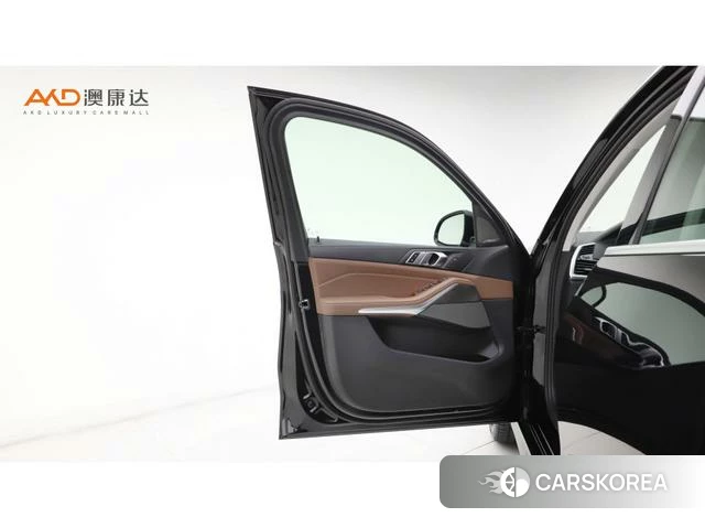 BMW X5 (imported) 2021 Черный из Китая, фото 6