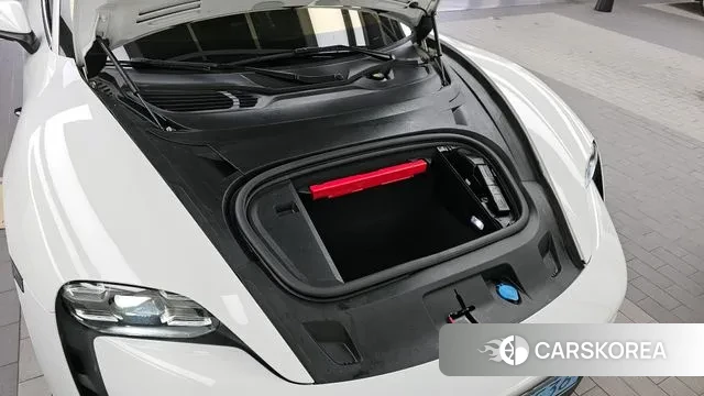 Porsche Taycan id 3361871 из Кореи 16