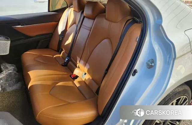 Toyota Camry (XV70) 2022 Белый из Кореи, фото 6