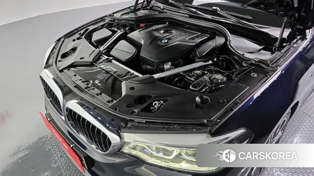 BMW 5 Series (G30) id 3687254 из Кореи 16