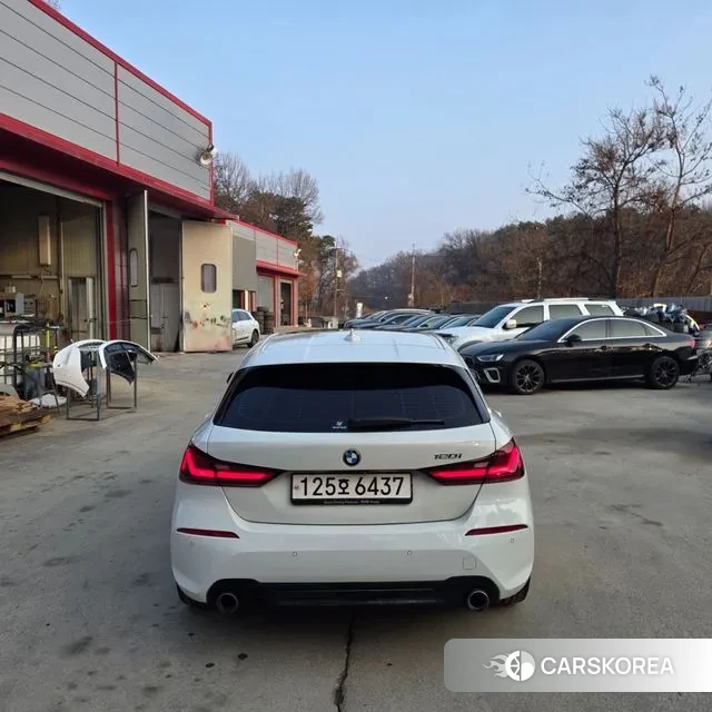 BMW 1 Series (F40) id 3694810 из Кореи 15