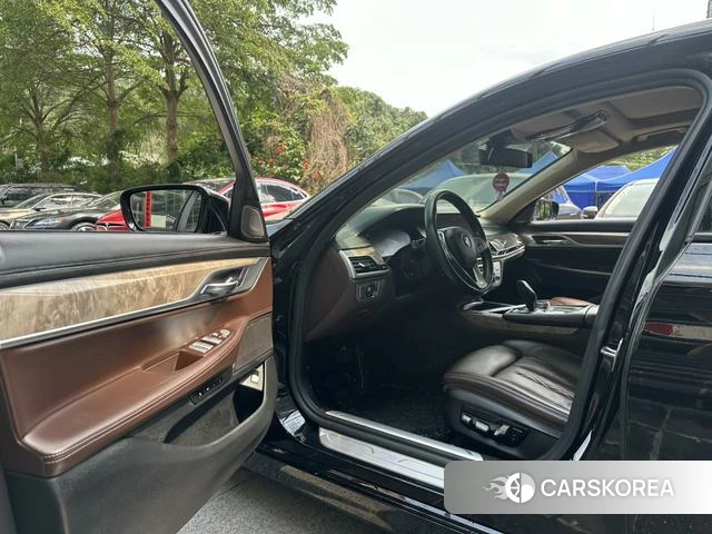 BMW 7 series 2020 Черный из Китая, фото 6