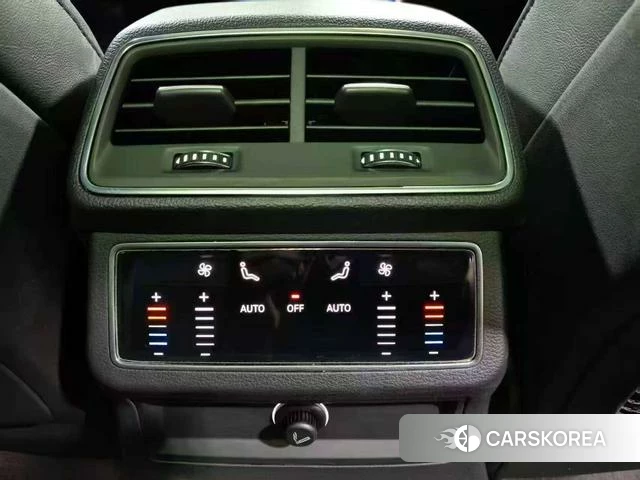 Audi A6L id 4290952 из Китая 13