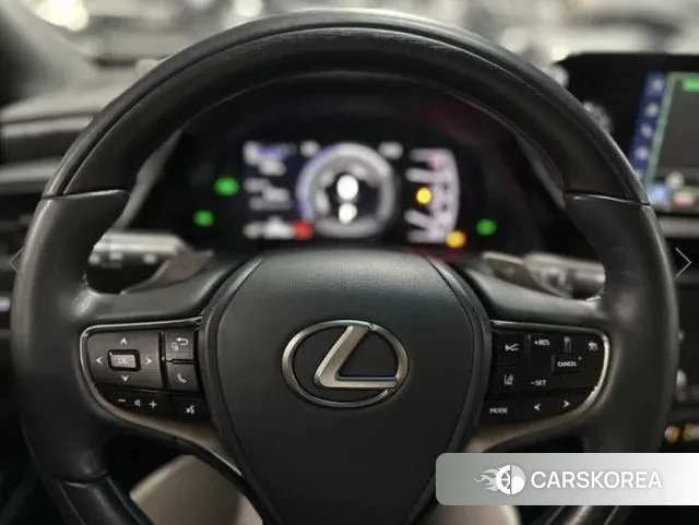 Lexus ES300h 7th generation id 3420899 из Кореи 16