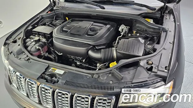 Jeep Grand Cherokee id 2839106 из Кореи 16