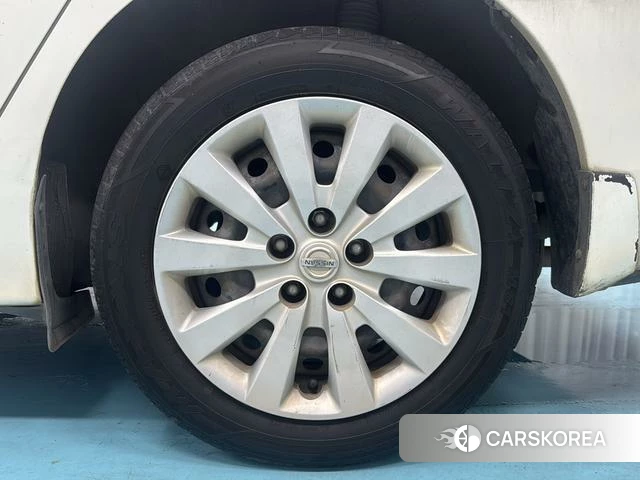 Nissan Xuan Yi id 4220049 из Китая 16