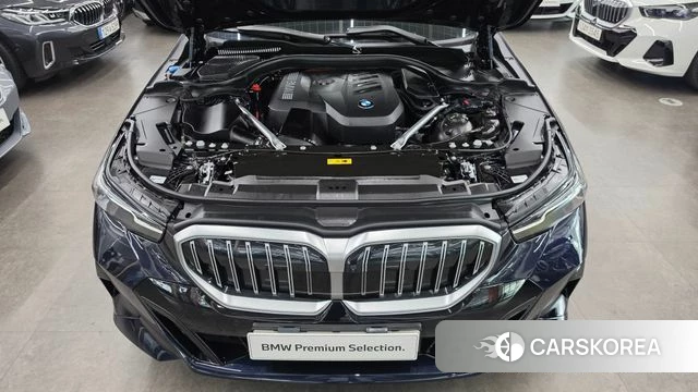 BMW 5 Series (G60) id 4248251 из Кореи 16