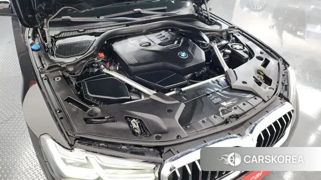 BMW 5 Series (G30) id 3407117 из Кореи 16