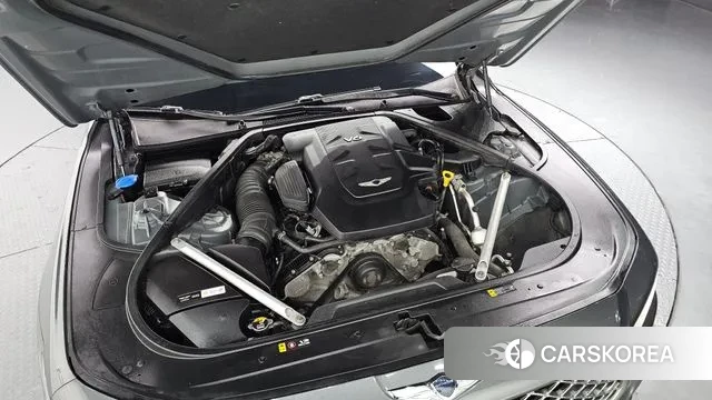 Genesis G90 id 3592957 из Кореи 16