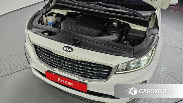 Kia The New Carnival id 4435603 из Кореи 16