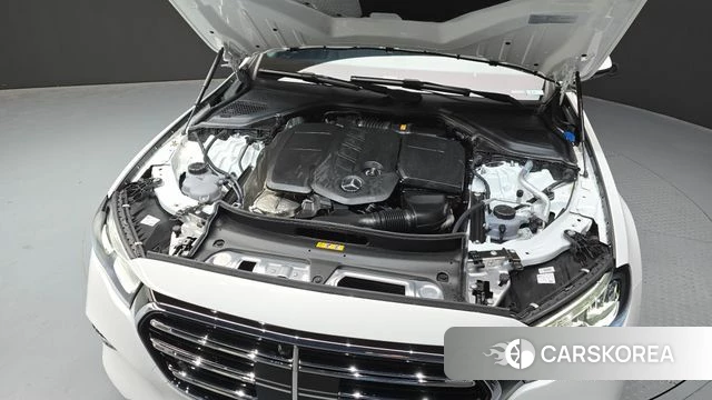 Mercedes-Benz E-Class W214 id 3850514 из Кореи 16