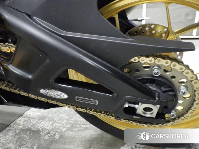 Honda CBR1000RR-R FIREBLADE SP id 4184963 из Японии 30