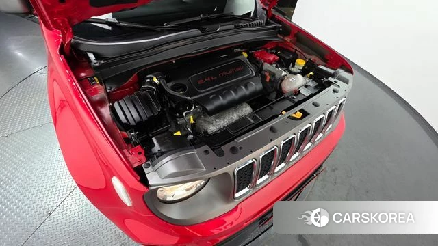 Jeep Renegade id 4415688 из Кореи 16