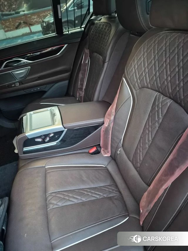 BMW 7 Series (G11) 2018 Черный из Кореи, фото 6