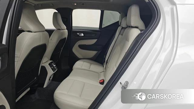 Volvo XC40 id 4505475 из Кореи 10