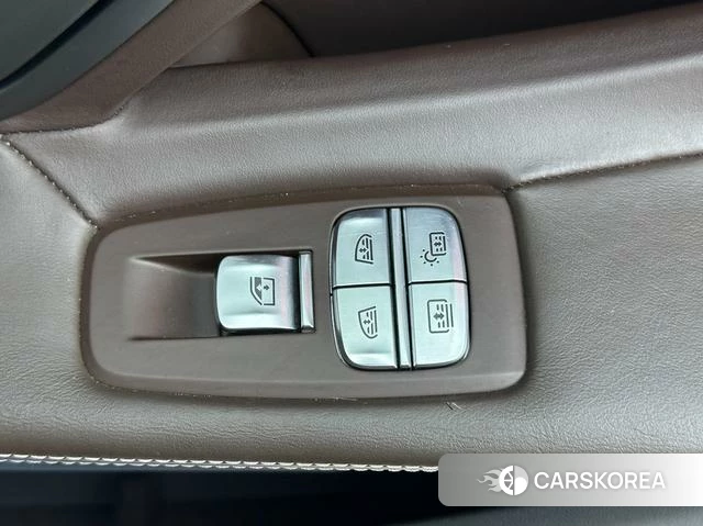 BMW 7 series id 4271308 из Китая 24