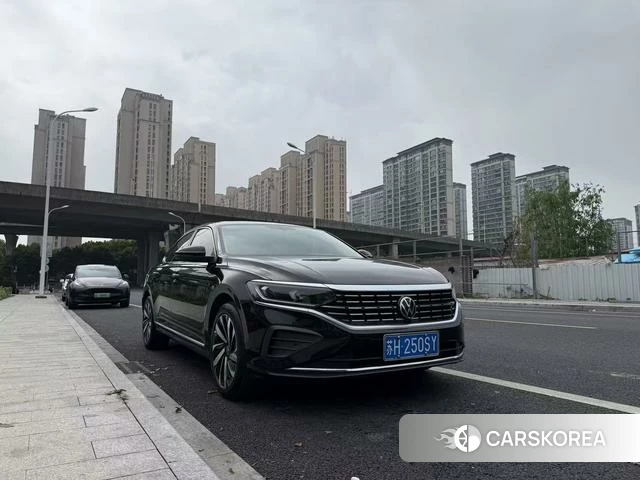 Volkswagen Passat id 4241462 из Китая 7