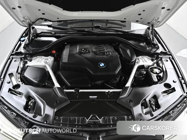 BMW 5 Series (G30) id 3305478 из Кореи 16