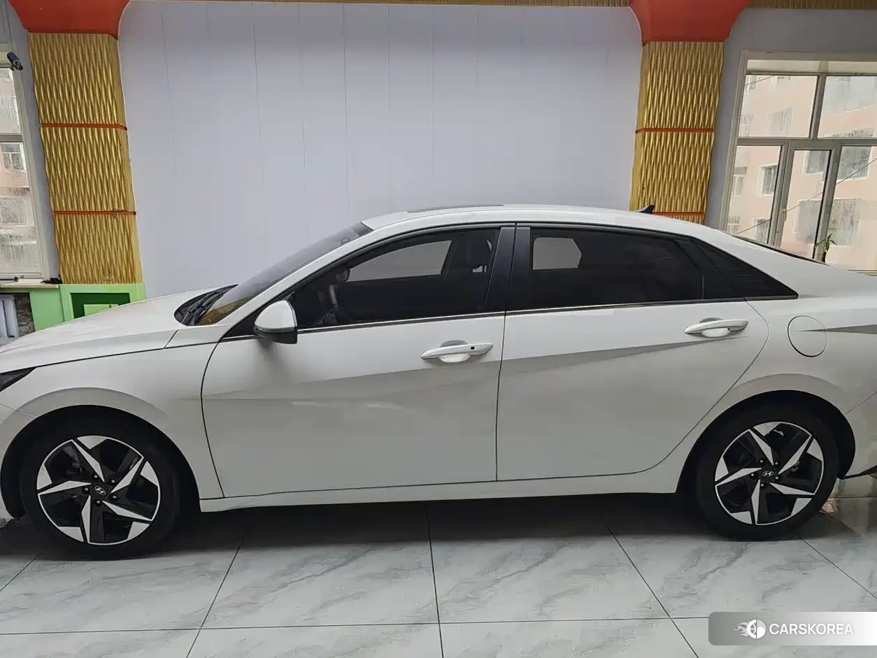 Hyundai Elantra id 4628190 из Китая 21