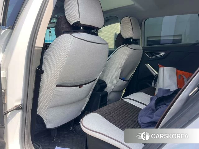 Audi Q2L id 4299908 из Китая 7