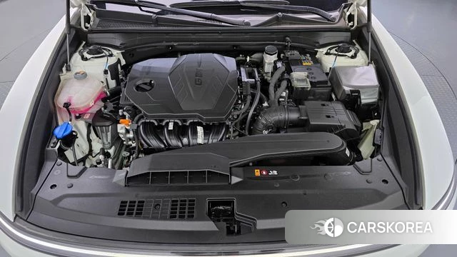 Hyundai Grandeur (GN7) id 3903047 из Кореи 16