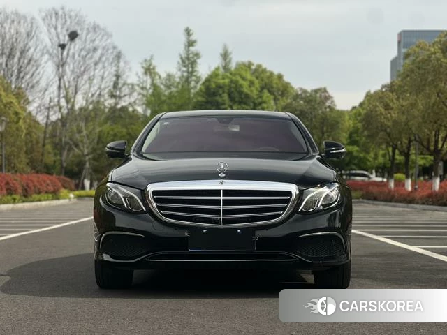 Mercedes-Benz E-class id 4209670 из Китая 12