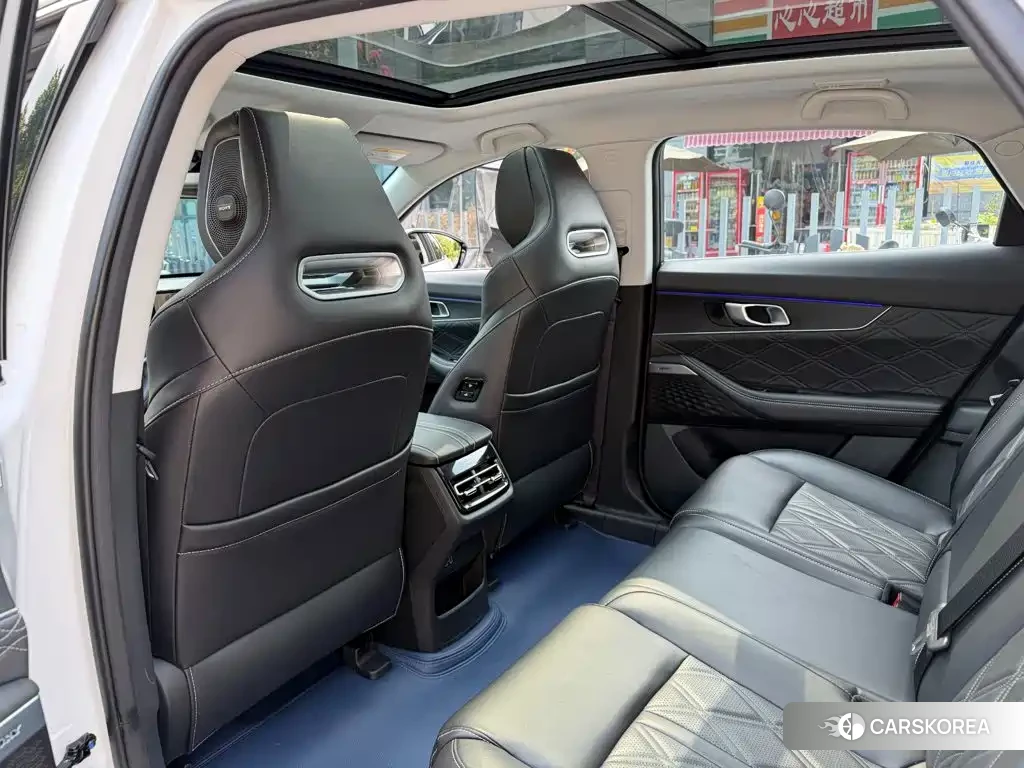Chang'an UNI-K Smart iDD id 4649230 из Китая 10