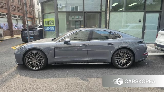 Porsche Panamera (976) 2025 Серый из Кореи, фото 6