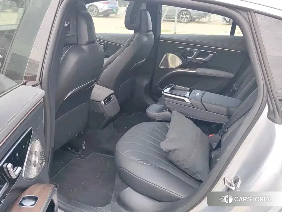 Mercedes-Benz EQS 2024 Silver/gray из Китая, фото 6