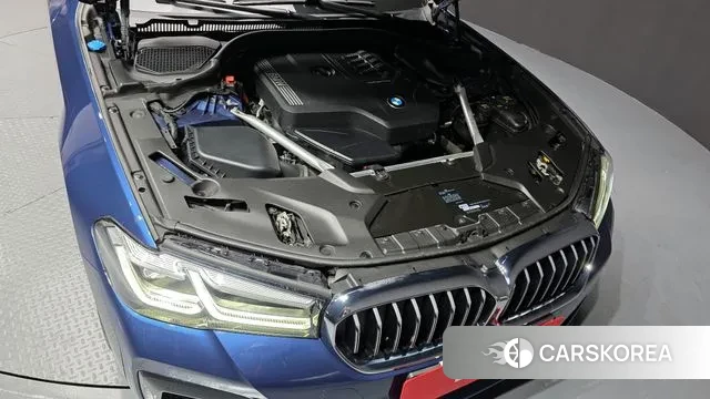 BMW 5 Series (G30) id 3479401 из Кореи 16