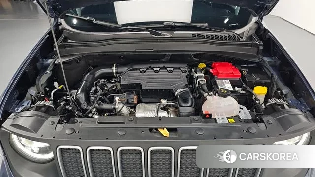 Jeep Renegade id 3353812 из Кореи 16