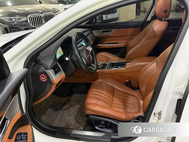 Jaguar XF (X260) id 4430596 из Кореи 16