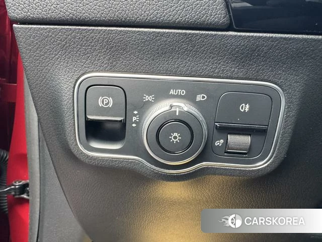 Mercedes-Benz Class B id 4256461 из Китая 17