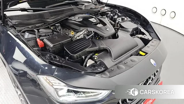 Maserati Ghibli id 3095546 из Кореи 16