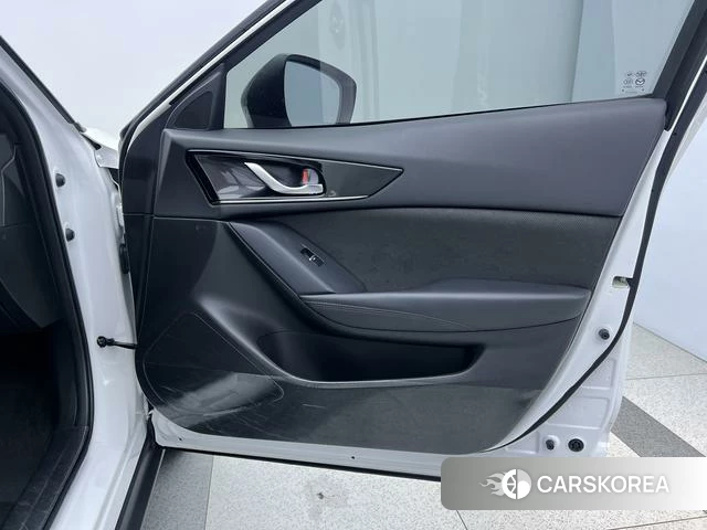 Mazda CX-4 id 4265799 из Китая 21