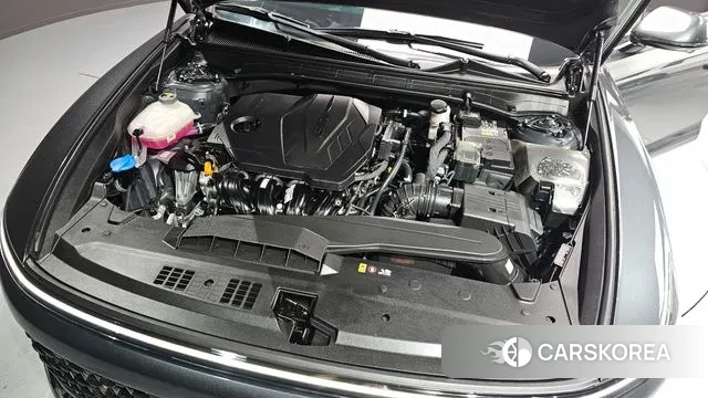 Hyundai Grandeur (GN7) id 3052923 из Кореи 16