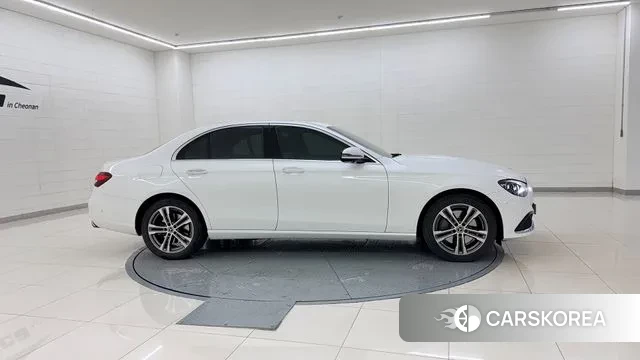 Mercedes-Benz E-Class W213 id 3735438 из Кореи 16