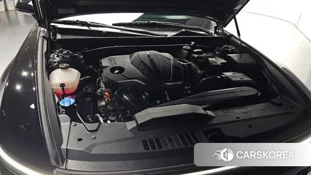 Hyundai Grandeur (GN7) id 3566012 из Кореи 16