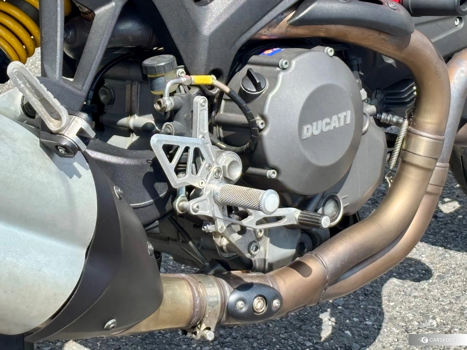 Проданный Ducati MONSTER 1100 EVO id 4313270 из Японии, фото 6
