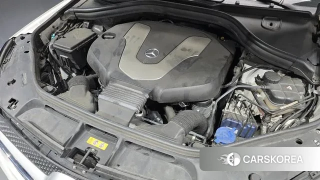 Mercedes-Benz GLE - Class W166 id 3391774 из Кореи 16