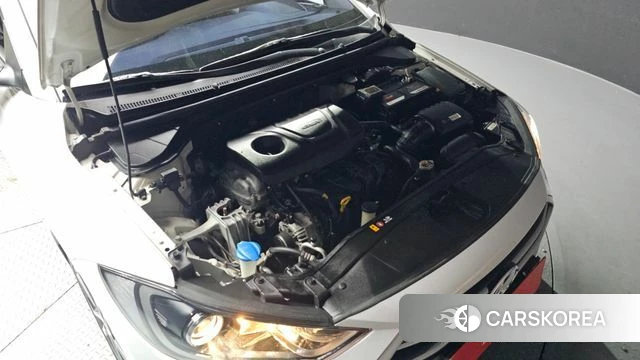 Hyundai Avante AD id 4251418 из Кореи 16