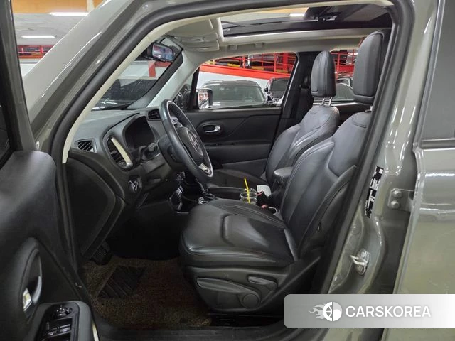 Jeep Renegade id 4585931 из Кореи 16