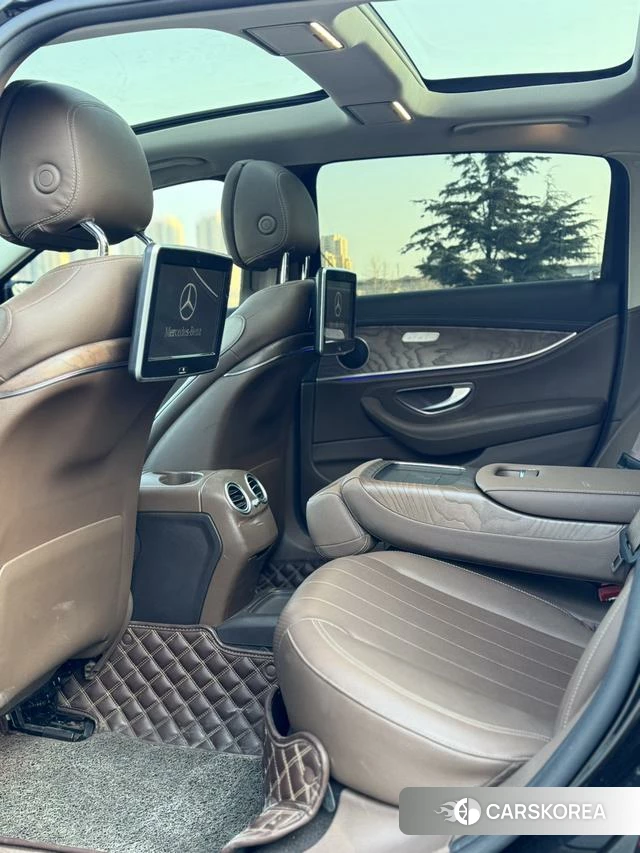 Mercedes-Benz E-class 2019 Черный из Китая, фото 6
