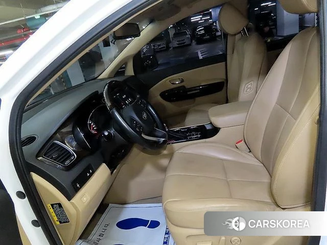 Kia The New Carnival id 4435107 из Кореи 16