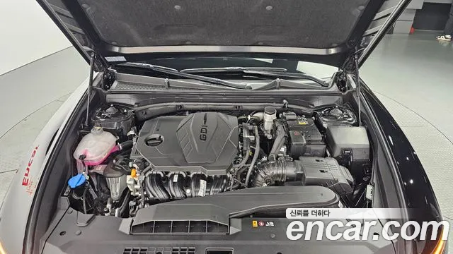 Hyundai Grandeur (GN7) id 2832058 из Кореи 16